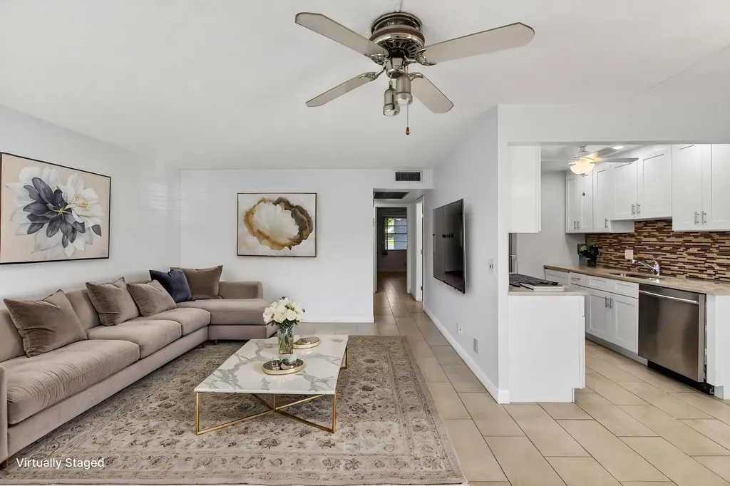 1017 Cornwall A Boca Raton FL 33434