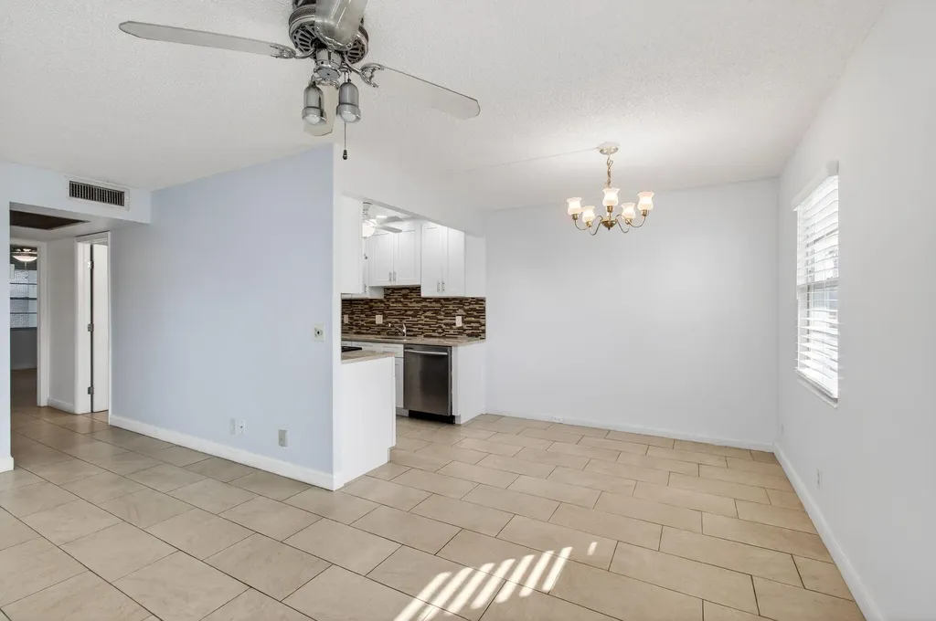 1017 Cornwall A Boca Raton FL 33434