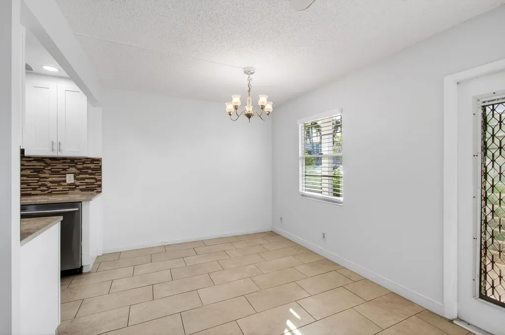 1017 Cornwall A Boca Raton FL 33434