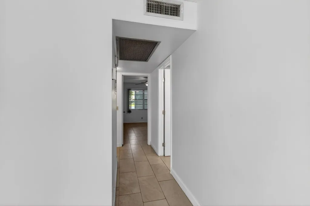 1017 Cornwall A Boca Raton FL 33434