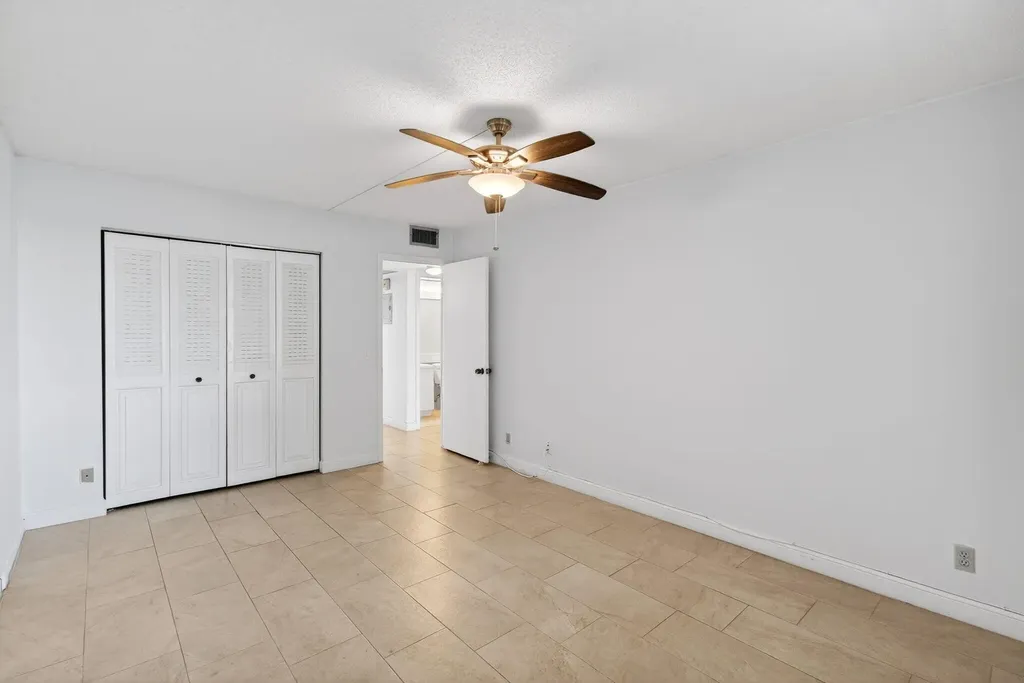 1017 Cornwall A Boca Raton FL 33434