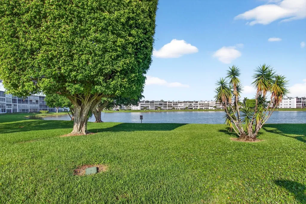 1017 Cornwall A Boca Raton FL 33434
