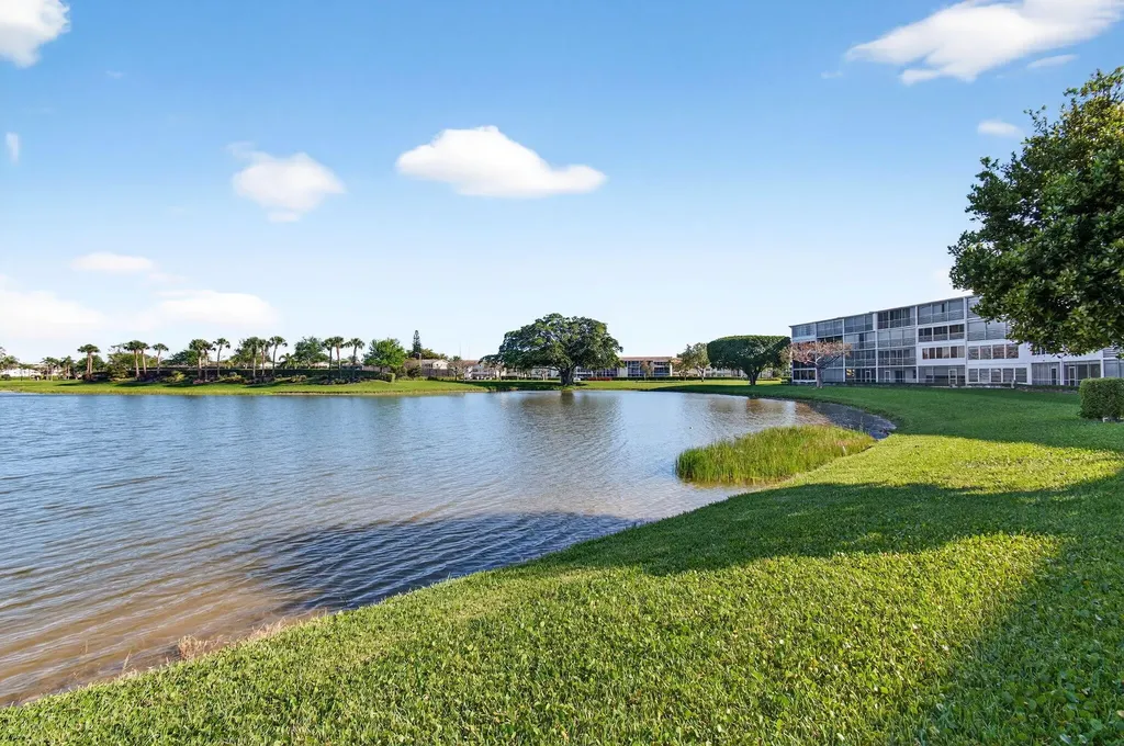 1017 Cornwall A Boca Raton FL 33434