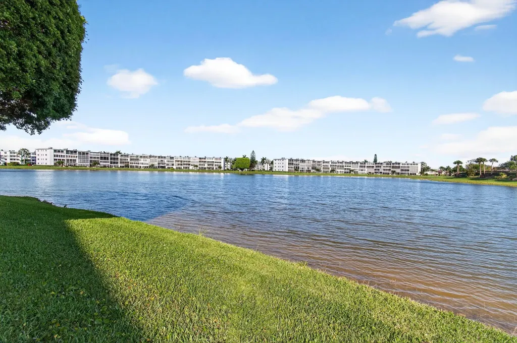 1017 Cornwall A Boca Raton FL 33434