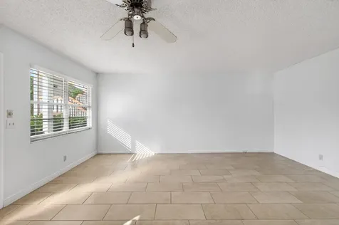 1017 Cornwall A Boca Raton FL 33434