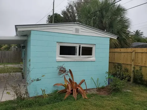 2574 NE Roberta Street Jensen Beach FL 34957