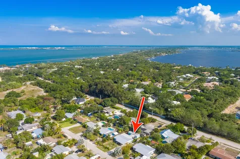 2574 NE Roberta Street Jensen Beach FL 34957