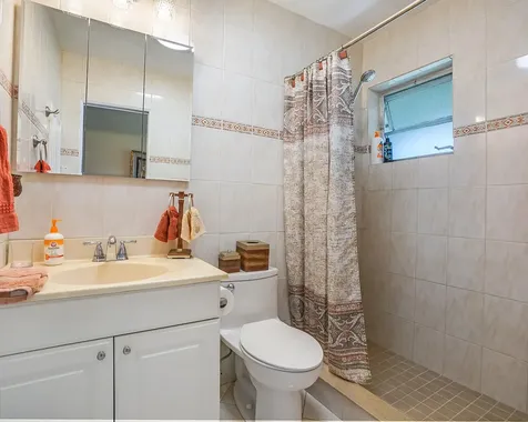 16801 NE 13th Avenue Miami FL 33162
