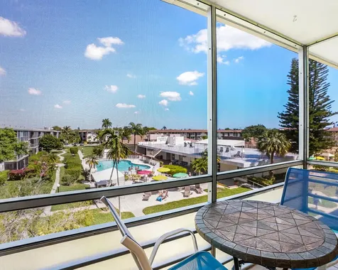 16801 NE 13th Avenue Miami FL 33162