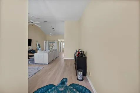 5040 SE Bent Wood Drive Stuart FL 34997