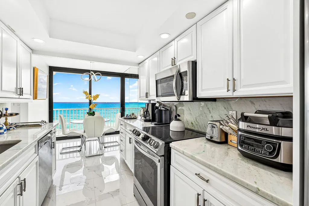 3360 S Ocean Boulevard Palm Beach FL 33480