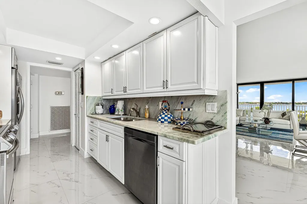 3360 S Ocean Boulevard Palm Beach FL 33480