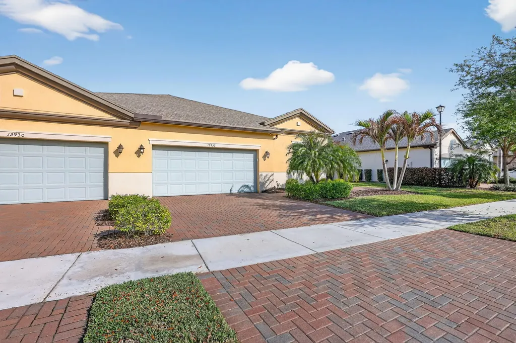 12932 SW Lake Fern Circle Port St Lucie FL 34987