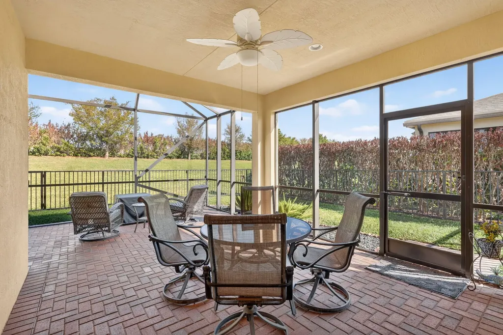 12932 SW Lake Fern Circle Port St Lucie FL 34987