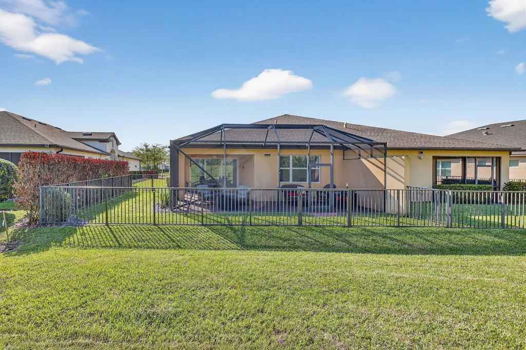12932 SW Lake Fern Circle Port St Lucie FL 34987