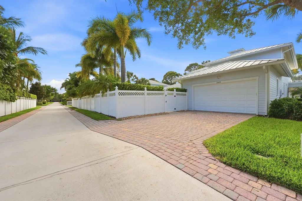 3443 S Caroline Street Jupiter FL 33458