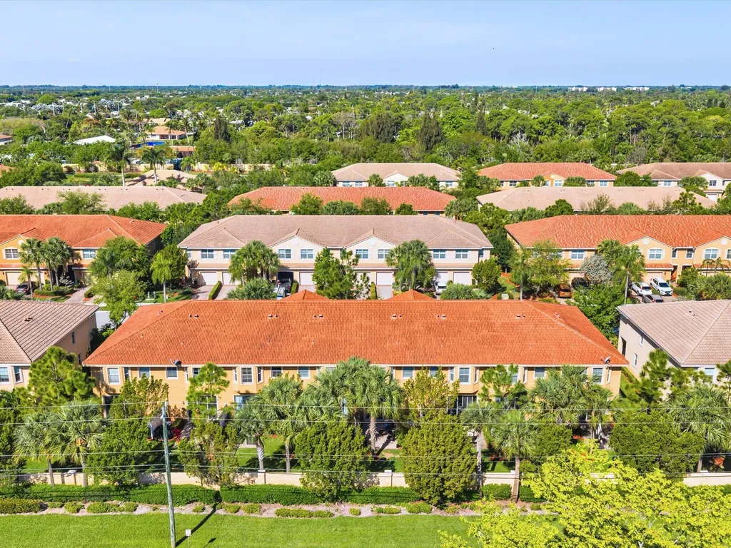 5823 Monterra Club Drive Lake Worth FL 33463