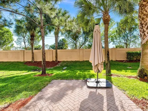 5823 Monterra Club Drive Lake Worth FL 33463