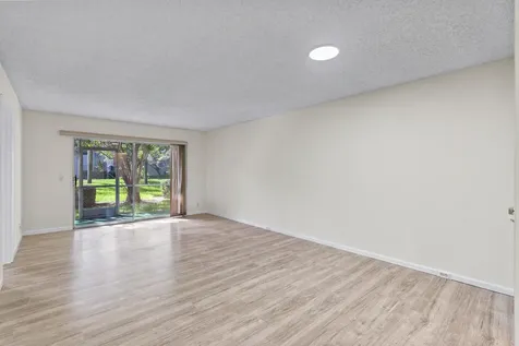 1251 SW 125th Avenue Pembroke Pines FL 33027