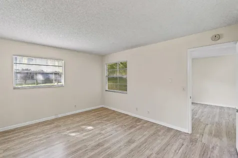1251 SW 125th Avenue Pembroke Pines FL 33027