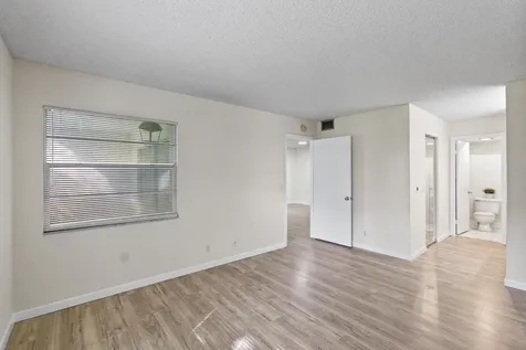 1251 SW 125th Avenue Pembroke Pines FL 33027