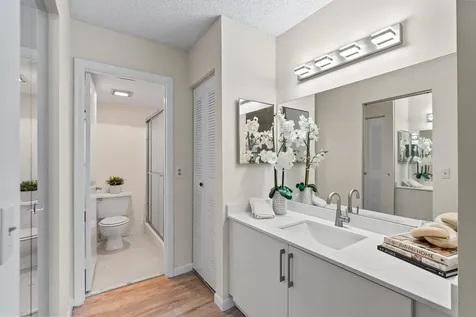 1251 SW 125th Avenue Pembroke Pines FL 33027
