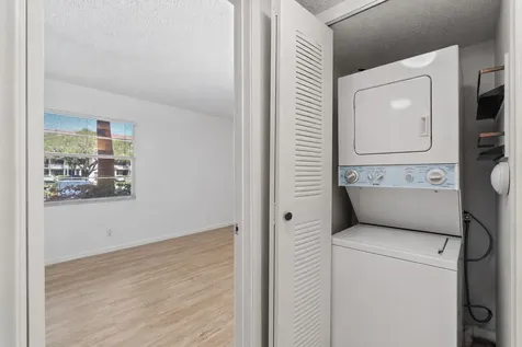 1251 SW 125th Avenue Pembroke Pines FL 33027