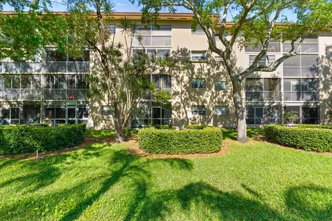 1251 SW 125th Avenue Pembroke Pines FL 33027