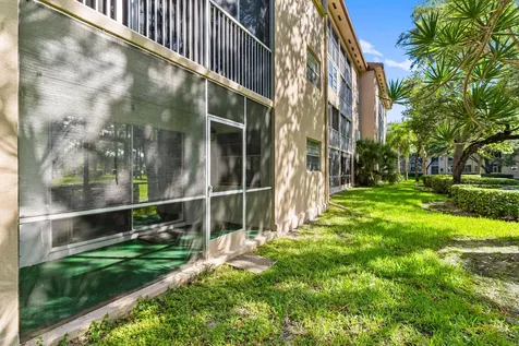 1251 SW 125th Avenue Pembroke Pines FL 33027