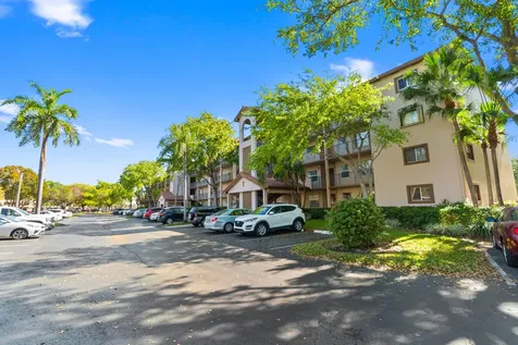 1251 SW 125th Avenue Pembroke Pines FL 33027