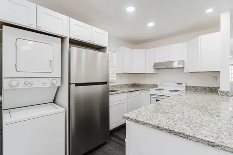 233 Brittany F Delray Beach FL 33446