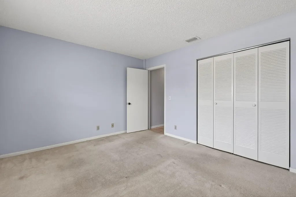 2301 Sabal Ridge Court Palm Beach Gardens FL 33418