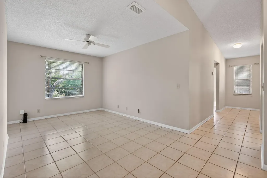 2301 Sabal Ridge Court Palm Beach Gardens FL 33418