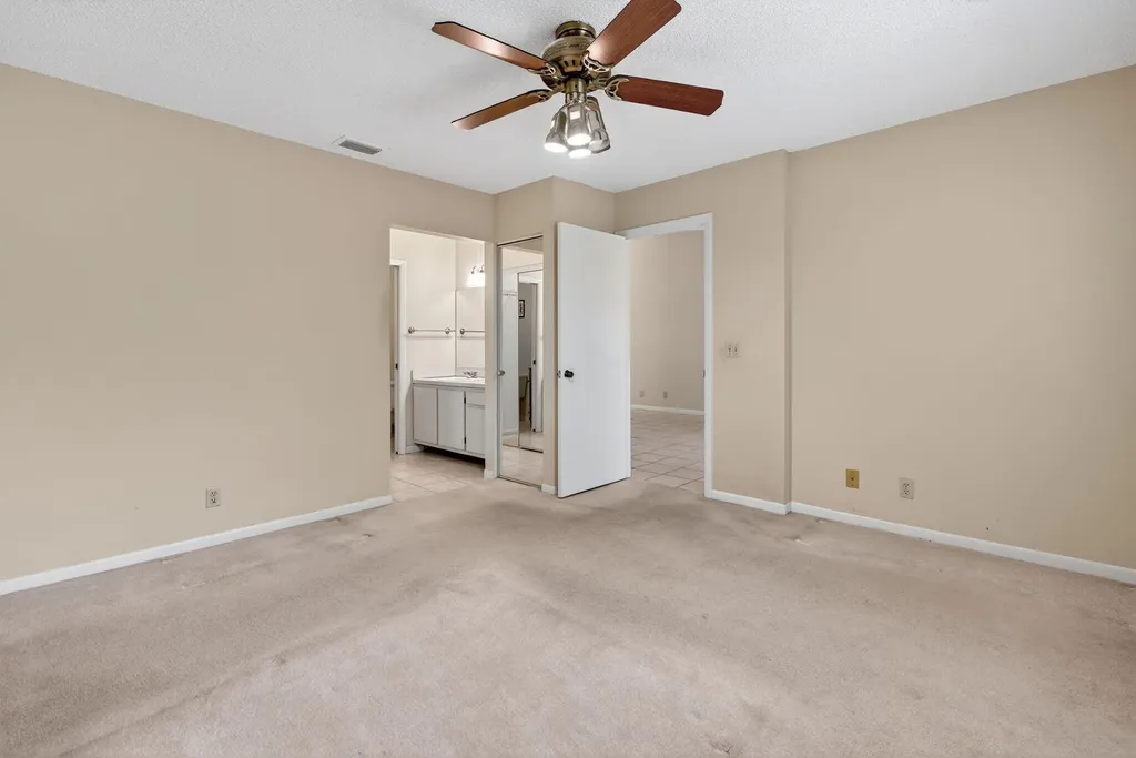 2301 Sabal Ridge Court Palm Beach Gardens FL 33418
