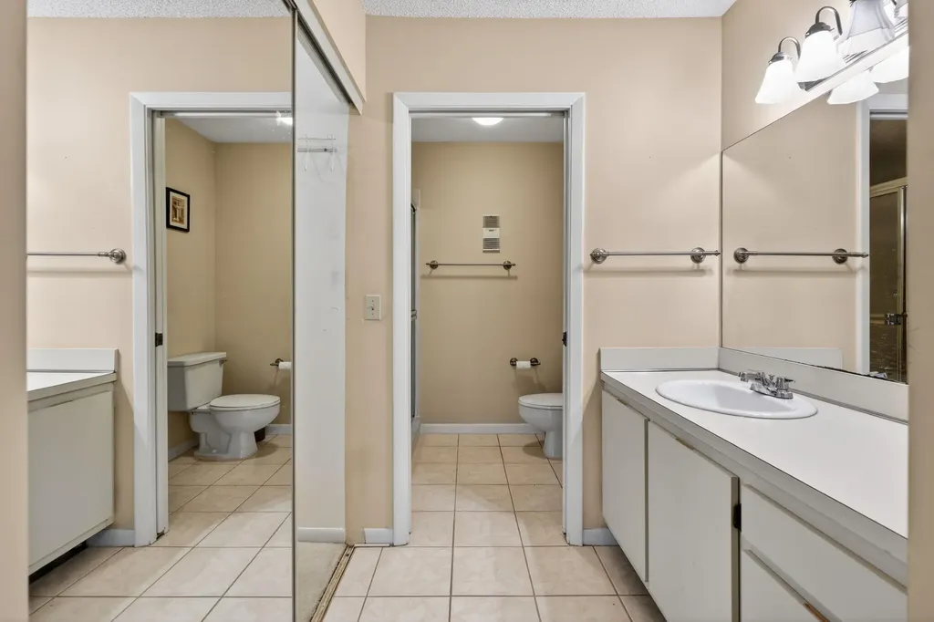 2301 Sabal Ridge Court Palm Beach Gardens FL 33418