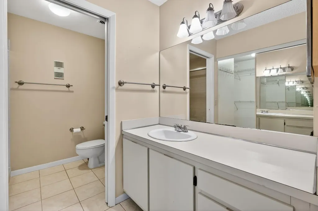 2301 Sabal Ridge Court Palm Beach Gardens FL 33418