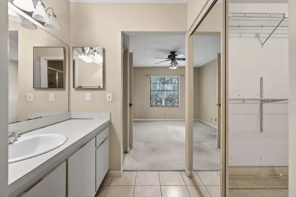 2301 Sabal Ridge Court Palm Beach Gardens FL 33418