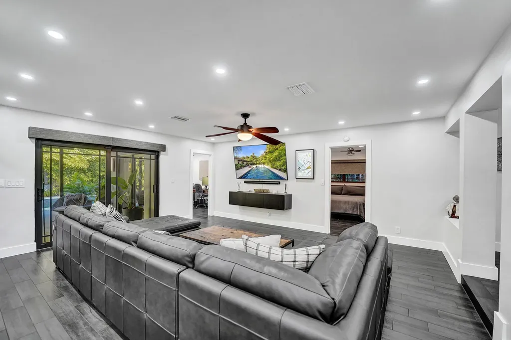 2309 NE 12th Court Fort Lauderdale FL 33304