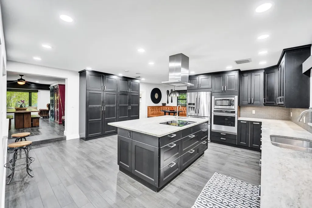 2309 NE 12th Court Fort Lauderdale FL 33304