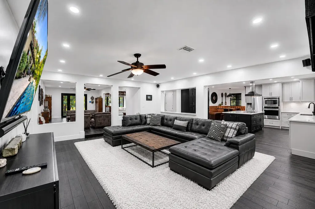 2309 NE 12th Court Fort Lauderdale FL 33304