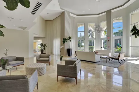 99 SE Mizner Boulevard Boca Raton FL 33432