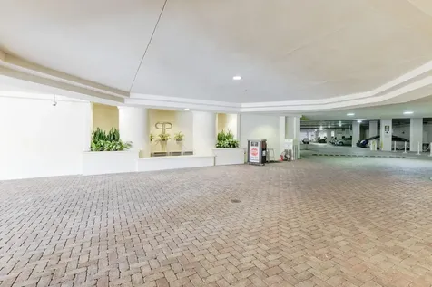 99 SE Mizner Boulevard Boca Raton FL 33432
