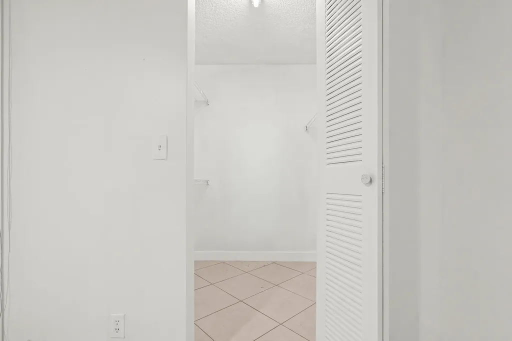 7301 Amberly Lane Delray Beach FL 33446