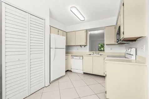 7301 Amberly Lane Delray Beach FL 33446