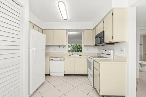 7301 Amberly Lane Delray Beach FL 33446
