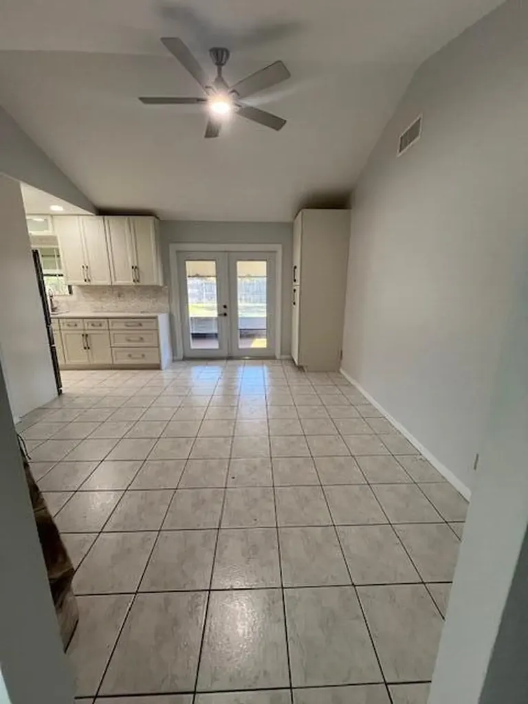 414 Las Palmas Street Royal Palm Beach FL 33411