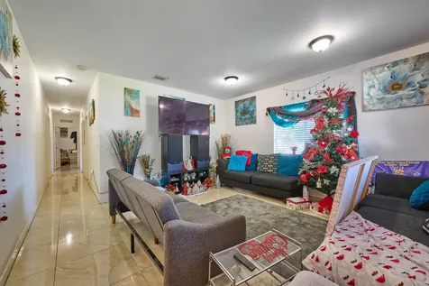 3298 NW 49th Street Miami FL 33142