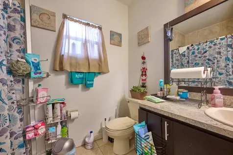 3298 NW 49th Street Miami FL 33142