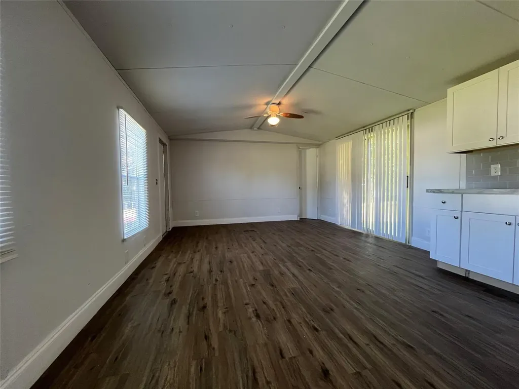 585 NW Avenue D Moore Haven FL 33471