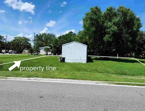585 NW Avenue D Moore Haven FL 33471
